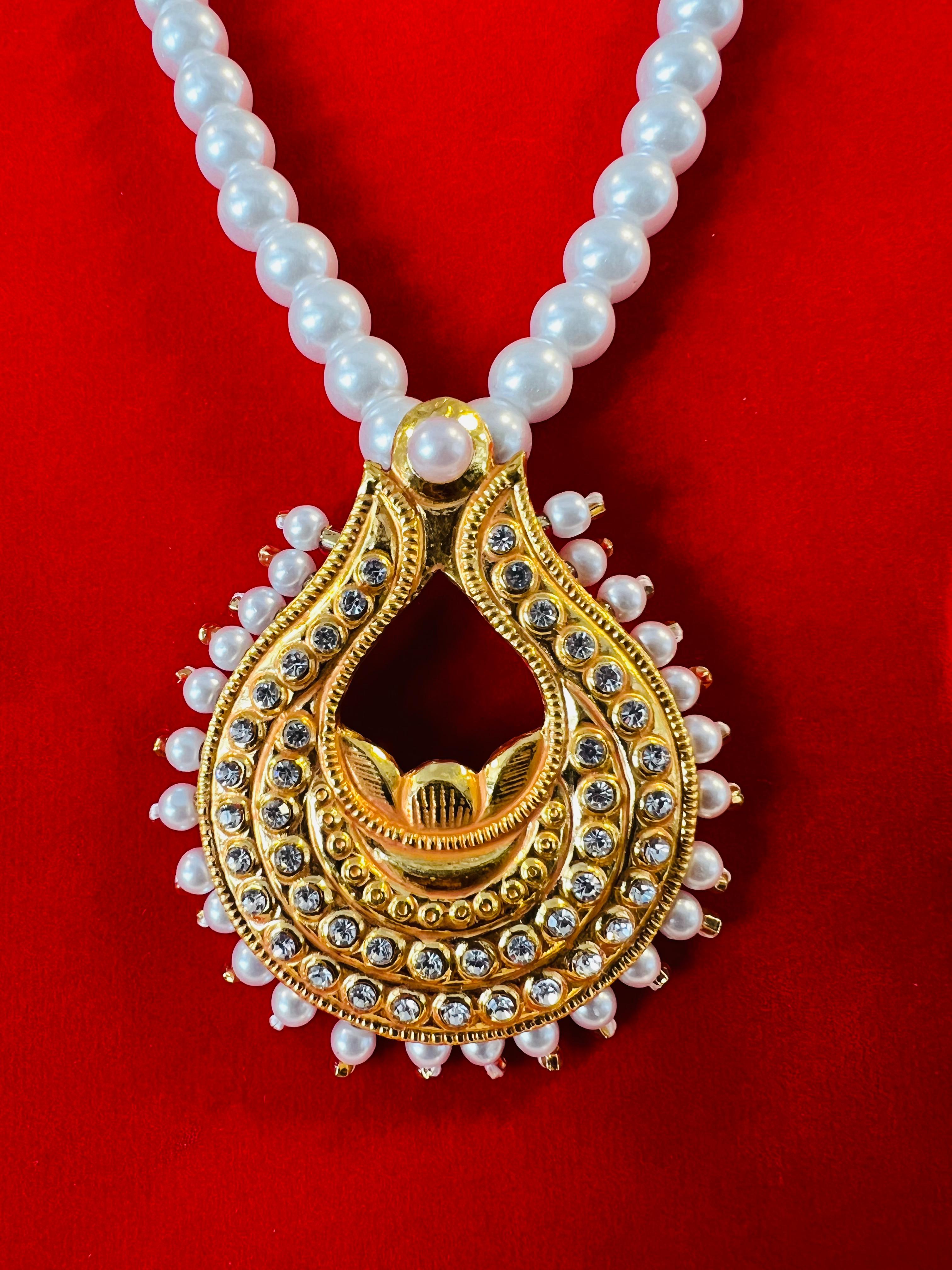 Moti Chandrahar